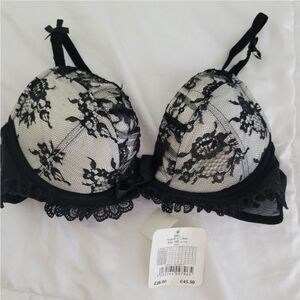 Ann Summers Dita Lace Plunge Bra Black & Ivory 34B